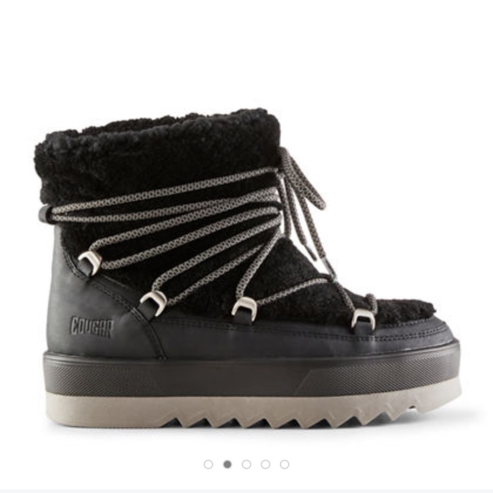 Cougar Verity Boot in Black